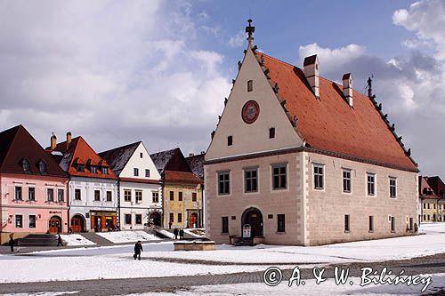 Bardiów, Bardiejów, Bardyjów, Bardejów, słow. Bardejov, niem. Bartfeld, węg. Bártfa, czes. Bardijov lub Bardějov, cyg. Bartwa, rynek i późnogotycko-wczesnorenesansowy ratusz z 1505-1511, Słowacja