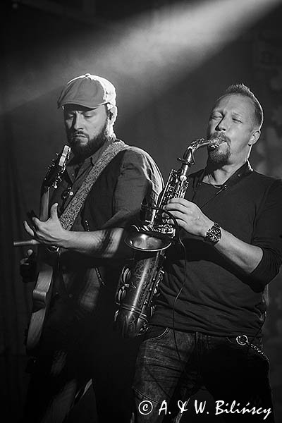Tomek Kruk, gitara, Krzysztof Chlipała, saksofon, Kraków Street Band, Bies Czad Blues 2023, Karczma Brzeziniak, Przysłp, Bieszczady