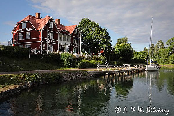 Przystań dla jachtów w Borensberg i Gota Hotel, Kanał Gota, Gotajski, Szwecja