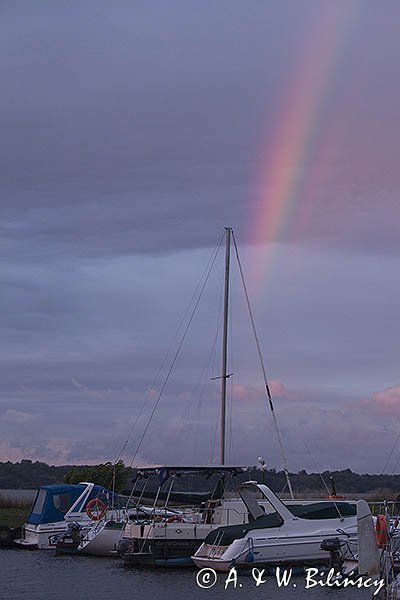 Port jachtowy w Dobiegniewie, rzeka Wisła, Zalew Włocławski, Jezioro Włocławskie, tęcza