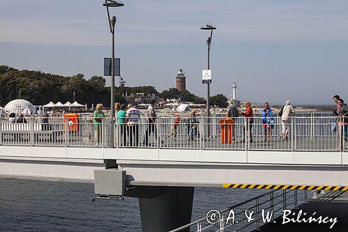 Kołobrzeg, molo i latarnia morska