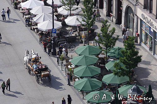 Cracow Rynek Starego Miasta, dorożka, widok z Wieży Mariackiej