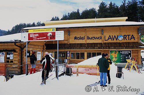 Ustrzyki Dolne, wyciąg narciarski Laworta, kolej linowa i bar