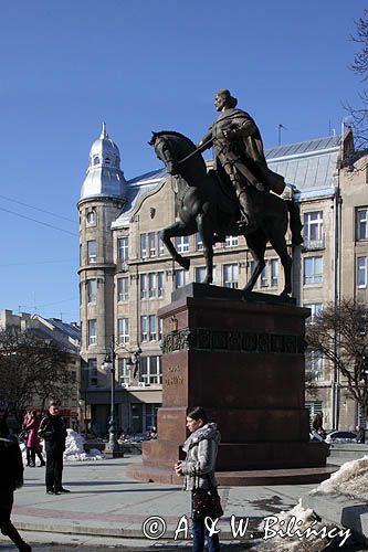 Lwów, pomnik założyciela Lwowa Daniło, Ukraina