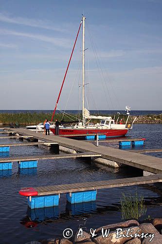 port jachtowy Ringsu, wyspa Ruhnu, Estonia Ringsu harbour, Ruhnu Island, Estonia