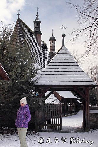 Sękowa zabytkowy kościół z XVI wieku / lista Unesco/