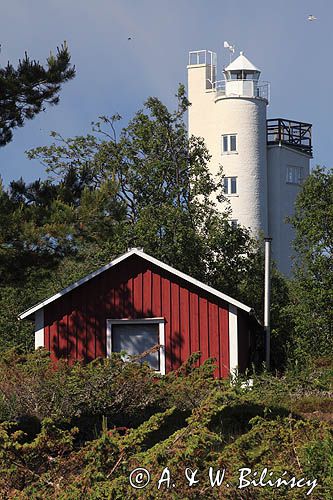 latarnia morska i chata na wyspie Stubben, Archipelag Kvarken, Finlandia, Zatoka Botnicka