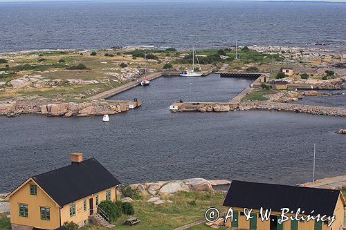 wyspa Utklippan, widok z latarni morskiej, port jachtowy, szkiery koło Karlskrony, Blekinge, Szwecja