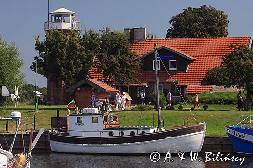 port jachtowy w Uostadvaris, latarnia Uostadvario, rzeka Niemen, Park Regionalny Delty Niemna, Litwa