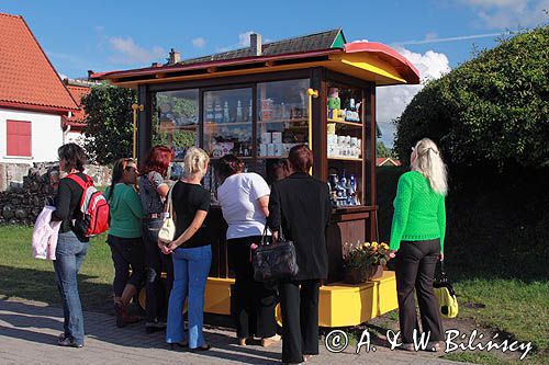 kiosk z pamiątkami w Ventspils, Windawa, Łotwa Ventspils, Latvia
