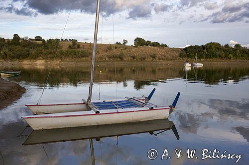 Zalew Czorsztyński, przystań Yacht Klub Polski Mizerna, Pieniny