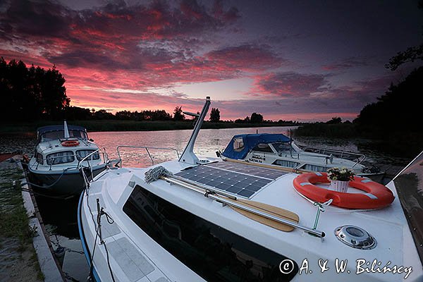 Rzeka Szkarpawa, Żuławy Wiślane