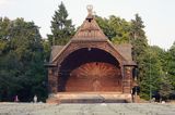 Ciechocinek zabytkowa muszla koncertowa