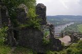 ruiny zamku Sobień, rezerwat Góra Sobień, Bieszczady, rzeka San