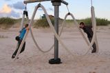 karuzela na plaży w Ventspils, Windawa, Łotwa Ventspils, Latvia